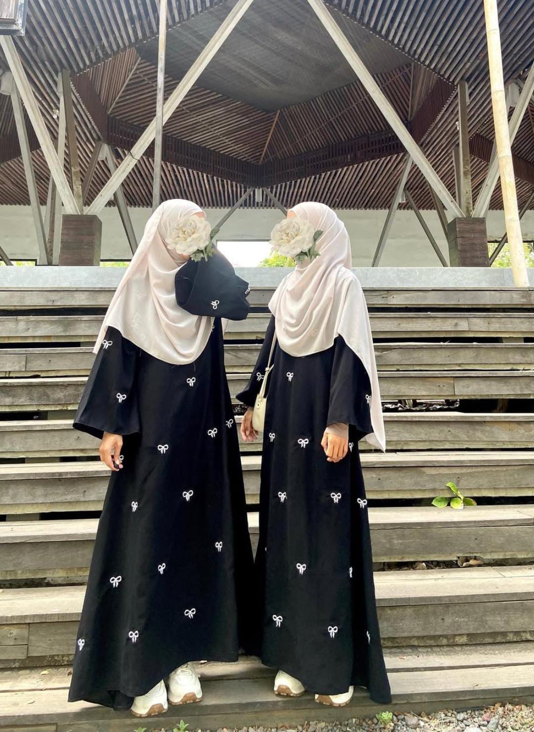 Bow Embroidered Abaya
