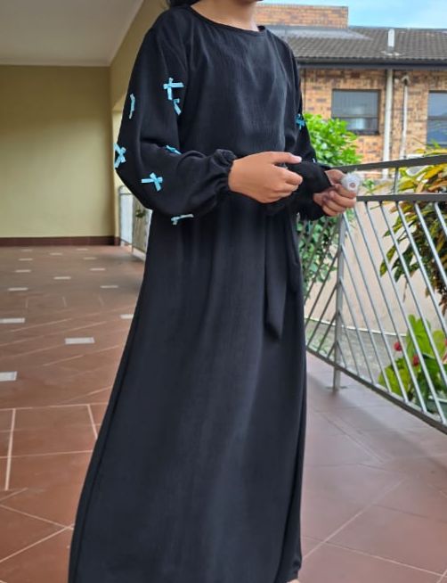 Kids Bow Sleeve Abaya